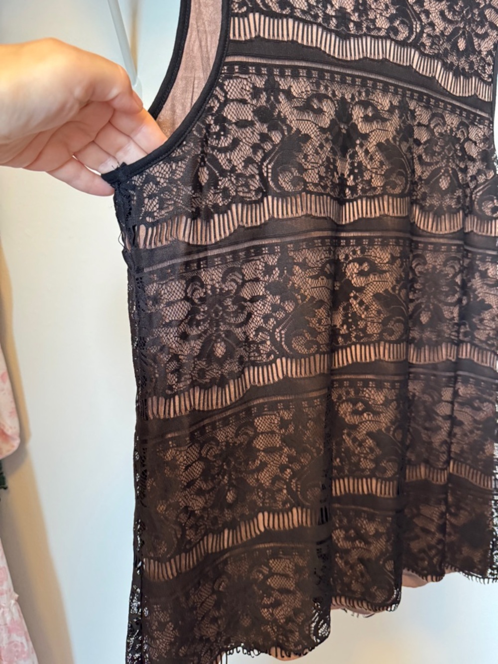 🌸Bobeau Black Lace Sleeveless Sheer Top size M night out whimsigoth fairy grunge - Picture 7 of 7